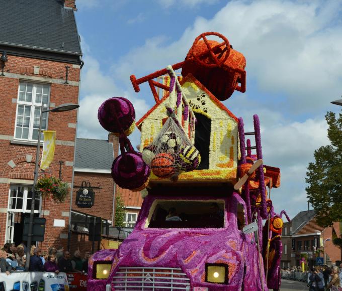 73e Bloemencorso Loenhout 2025 © NVC