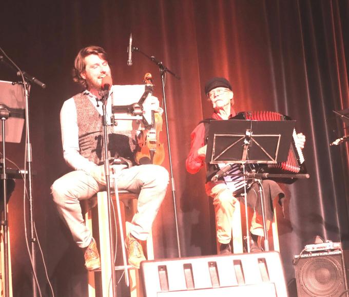 Kevin Van Staeyen, Bernard Van Lent, Ronald Dedrie & Frank De Wolf spelen 'Over Wannes' © Kevin Van Staeyen, Bernard Van Lent, Ronald Dedrie & Frank De Wolf
