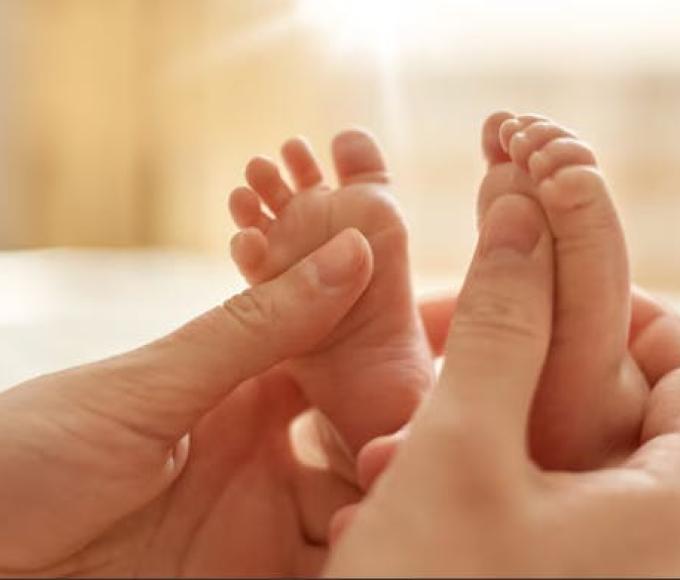 Babymassage © freepik