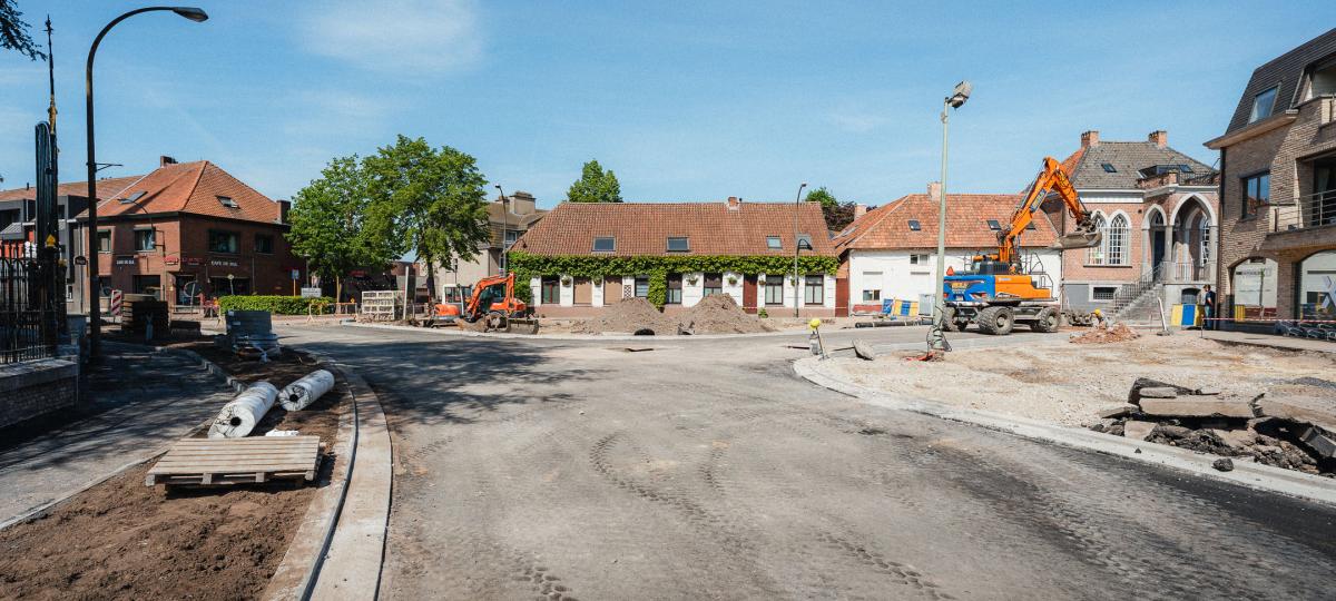 heraanleg van de Dorpsstraat ter hoogte van de kerk