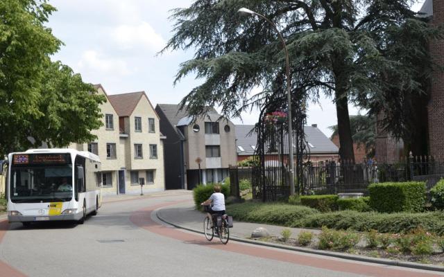 De komende maanden is er verkeershinder door werkzaamheden in de Dorpsstraat van Wuustwezel