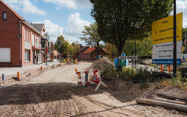 Het tweede deel van de Dorpsstraat wordt heraangelegd