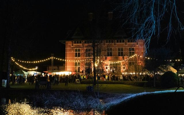 Nieuwjaarsdrink gemeentepark Wuustwezel © © Wezelopdefoto.be Nieuwjaarsdrink gemeentepark Wuustwezel © © Wezelopdefoto.be