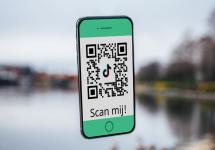 Qr-code die doorverwijst naar het TikTok-account van het lokaal bestuur Wuustwezel