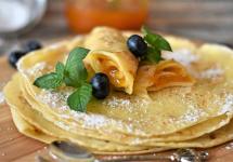 een stapel pannenkoeken