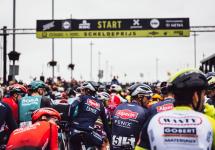 Renners aan de start in Terneuzen bij de Scheldeprijs editie 2022
