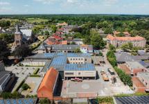 luchtbeeld van Klim Op in Gooreind tijdens de start van de afbraakwerken